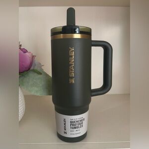 🎉LAST PIECE🎉Stanley 30oz. Quencher ProTour Flip Straw Tumbler Cypress